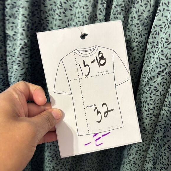 Misguided Smocked Babydoll Dress Size 4 Long Sleeve Green Black Casual NEW - Picture 5 of 10